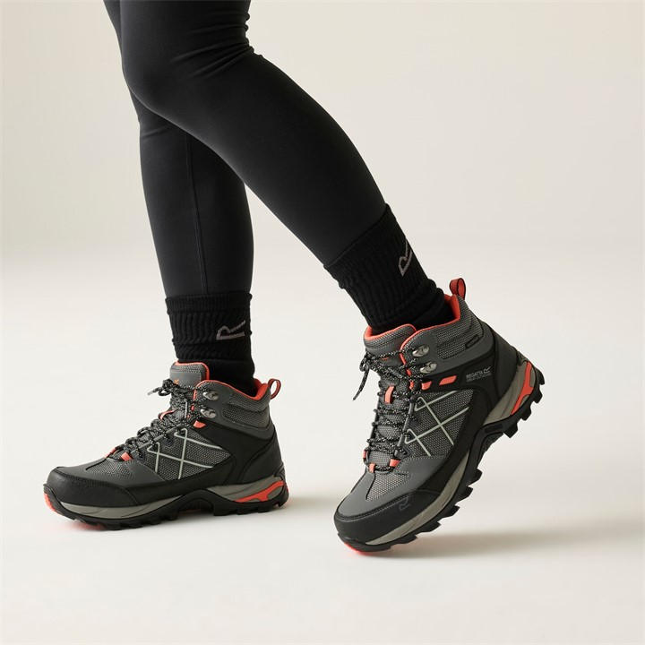 Regatta Women's Grey Samaris Iii Boot in Size 7, Sports Direct