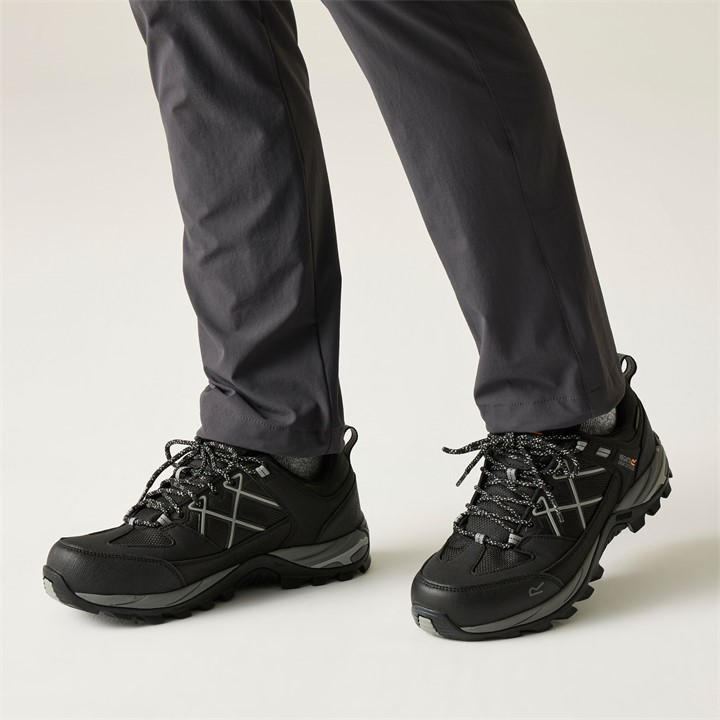 Regatta Men's Black Samaris Iii Low in Size 7, Sports Direct
