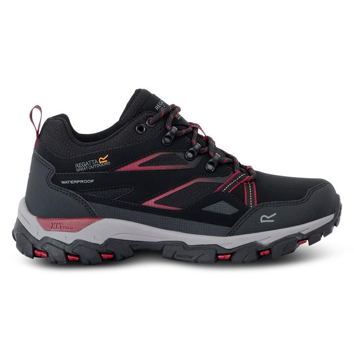 Regatta Women's Black/Beaujolais Holcombe Iii Low Walking Shoes in Size 7, Sports Direct