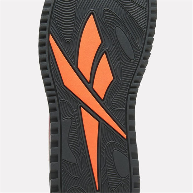 Valge Must - Reebok - ATR Chill Basketball Shoes