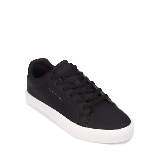 Must - Duck and Cover - Clasper Trainers