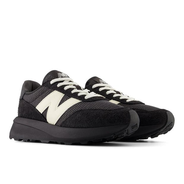Black-White - New Balance - 370 Trainers