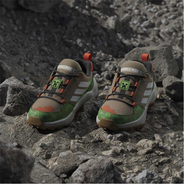 Cardbrd/Wht - adidas - Unisex Kids' Hiking Shoes