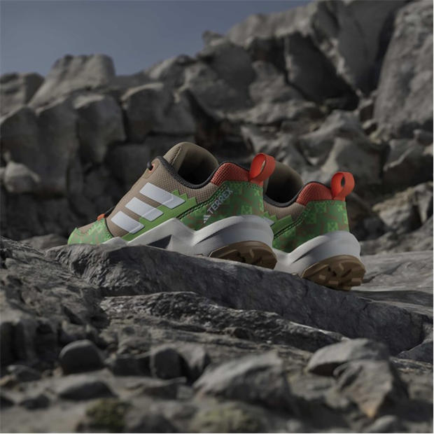 Cardbrd/Wht - adidas - Unisex Kids' Hiking Shoes