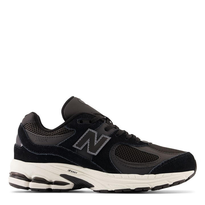 New Balance  Kids Black Nb 2002  in Size 5, Sports Direct