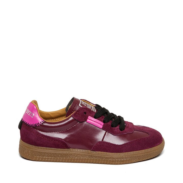 Steve Madden Girls Red Kids' Emporia Suede Low-Top Trainers in Size 1, Sports Direct