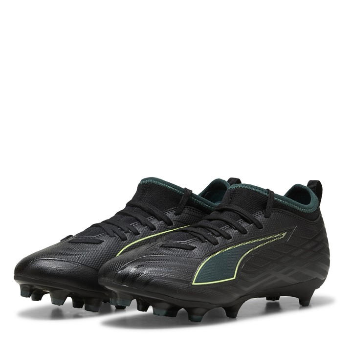Puma  Kids Black ' Ultra 6 Match Firm Ground Football Boots in Size C13.5, Sports Direct