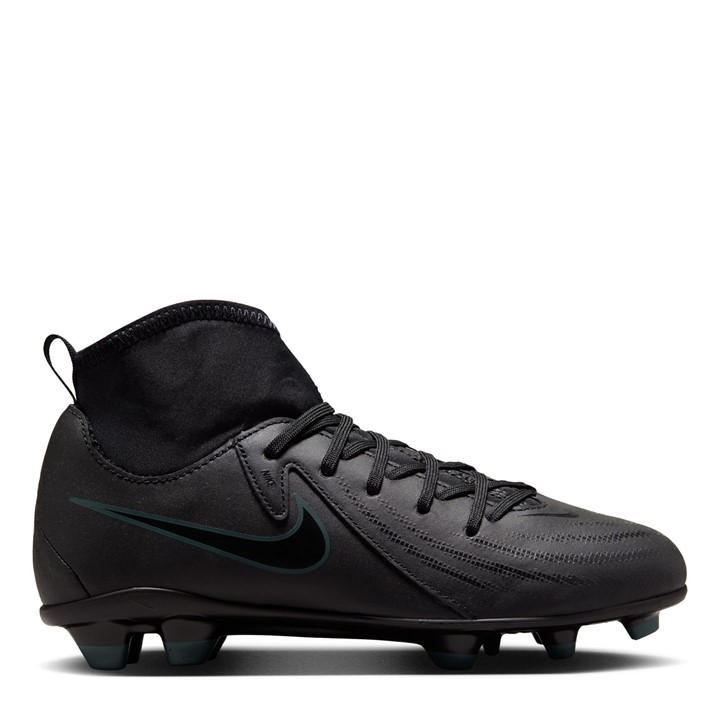 Nike Boys Black Phantom Luna Ii Club  Firm Ground Football Boots in Size 5.5, Sports Direct