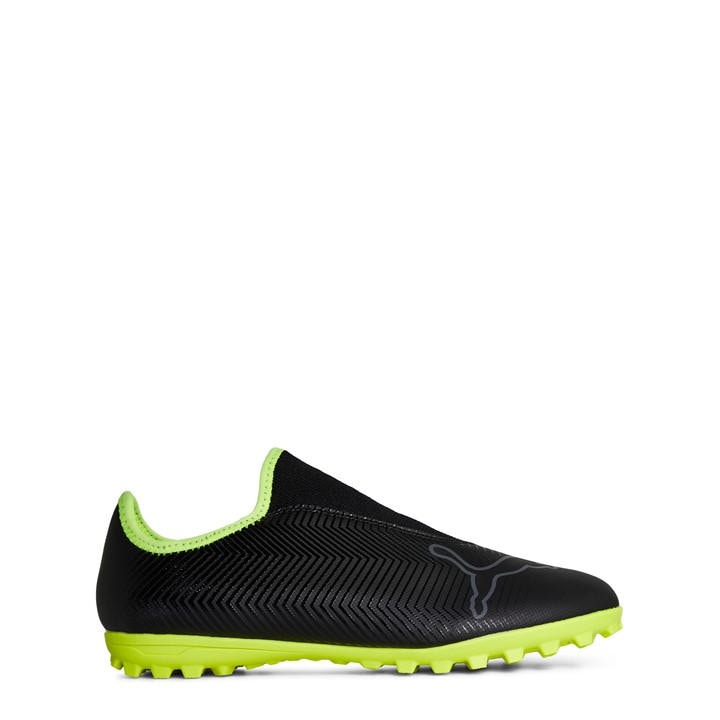 Puma Boys Black Finesse Astro Turf Football Boots  in Size 3, Sports Direct