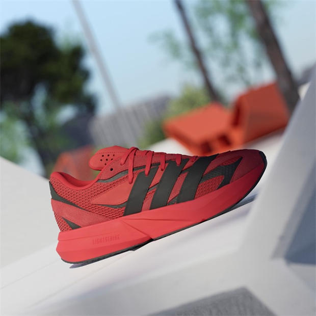 Better Scarlet - adidas - Unisex Adults Lightblaze Low-Top Trainers