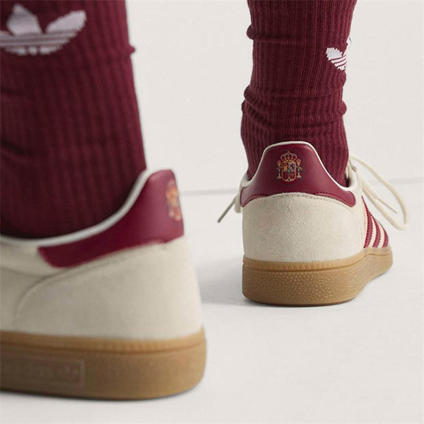 Spain - adidas - adidas World Cup Spezial Mens