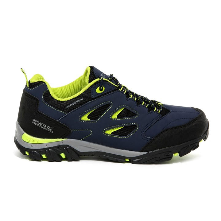 Regatta Boys Blue Kids Holcombe Waterproof Low Walking Shoes in Size C12, Sports Direct