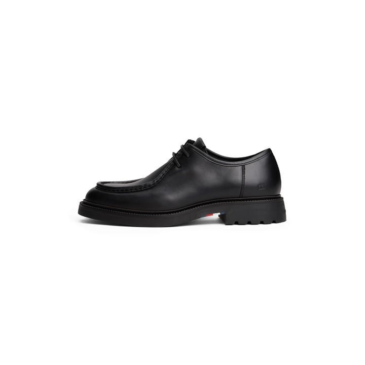 Tommy Hilfiger Men's Black Leather Moc Toe Formal Shoes in Size 8, Sports Direct