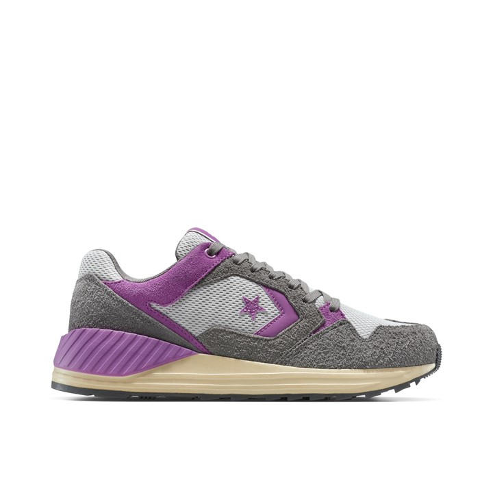 Converse  Grey  Wave Trainer Low-Top Trainers in Size 9, Sports Direct