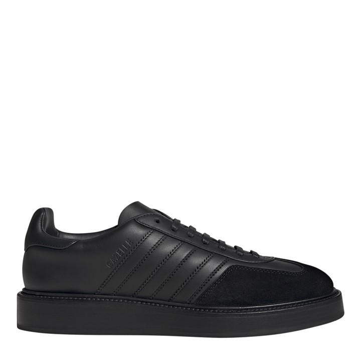 Italy  Men's  Gazelle Indoor Made In  Low-Top Trainers, Football by adidas Originals in Size 8.5, Sports Direct