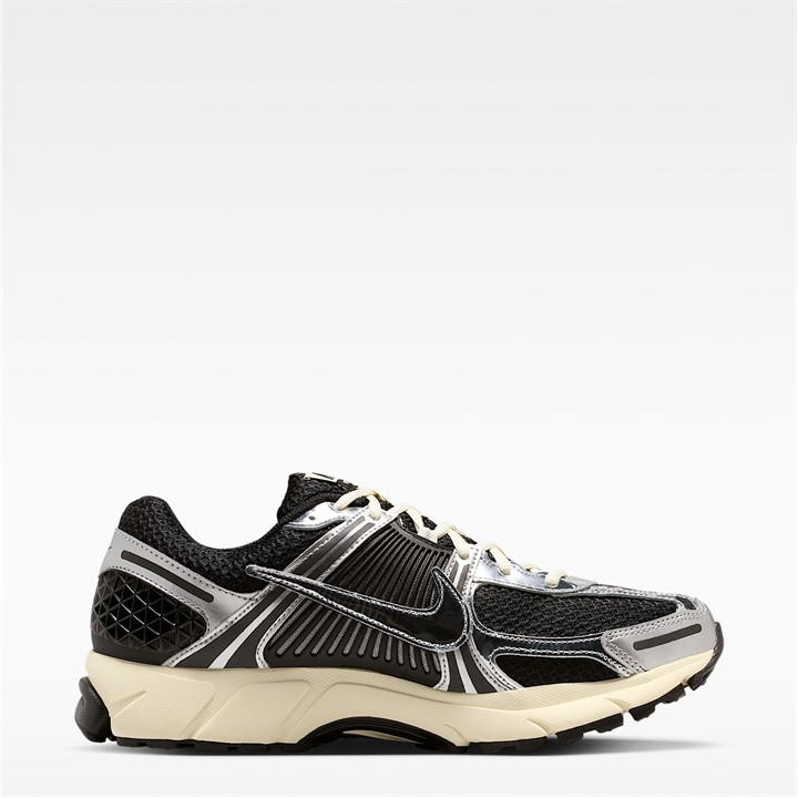 Nike Men's Black Zoom Vomero 5 Trainers in Size 9.5, Sports Direct