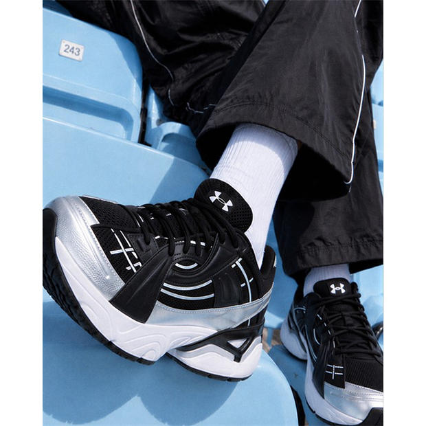 Black/White - Under Armour - Men's Sola Runners