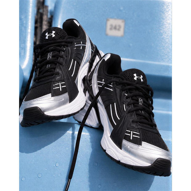 Black/White - Under Armour - Men's Sola Runners