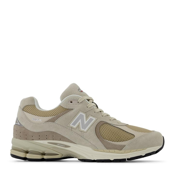 New Balance Men's Beige Nb 2002 in Size 7, Sports Direct