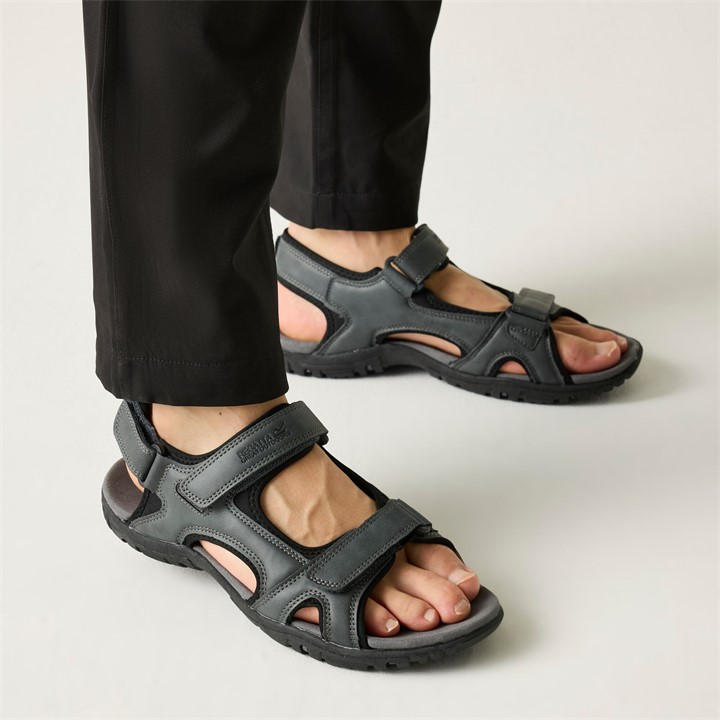Regatta Men's Black Haris Sandals in Size 9.5, Sports Direct