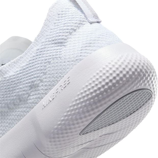 White - Nike - Free RN
