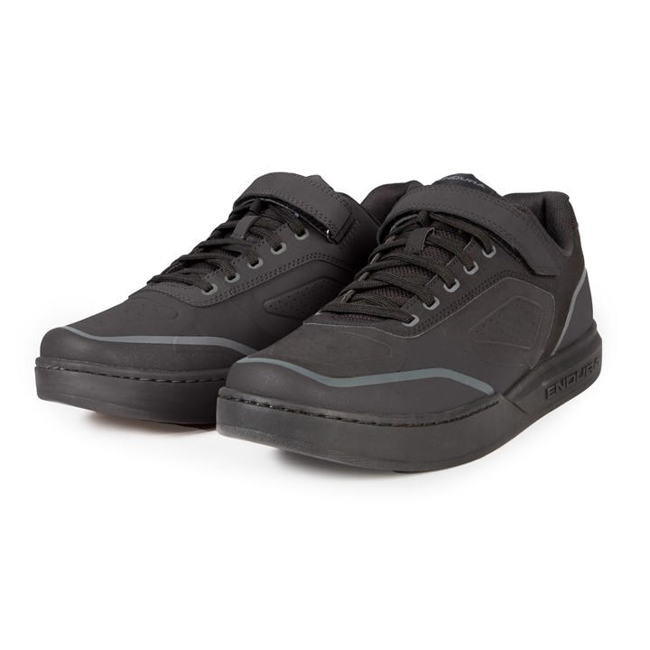 Endura  Black Hummvee Clipless Shoes in Size 6.5, Sports Direct