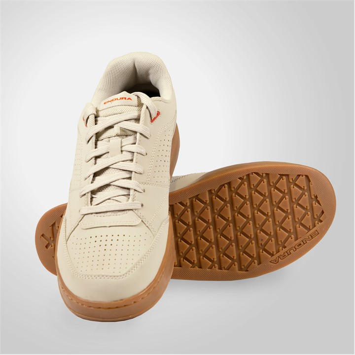 Endura  Grey Hummvee Flat Shoes in Size 8.5, Sports Direct