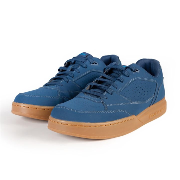 Endura  Blue Hummvee Flat Shoes in Size 8.5, Sports Direct
