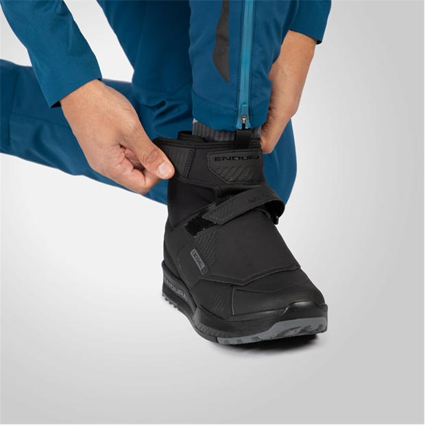 Black - Endura - Endura MT500 Burner Clipless Waterproof Shoes