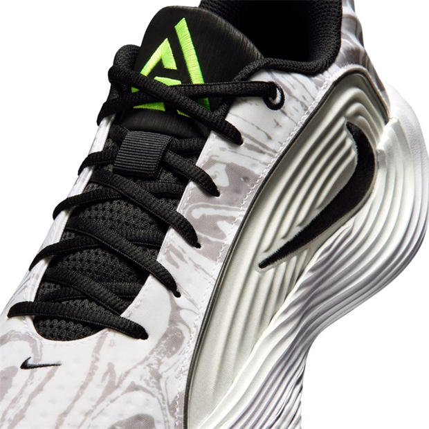White/Silver - Nike - Men's Basketball Trainers