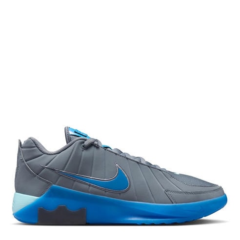 Nike - Men's Basketball Trainers