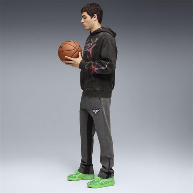 Green Glare-F - Puma - Men's Mb.04 Lo Team Basketball Trainers