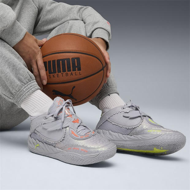 Vibrant Silve - Puma - Men's Mb.05 Metallic Basketball Trainers