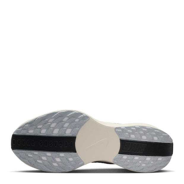 Pure Platinum - Nike - Pegasus Plus Trainers Mens