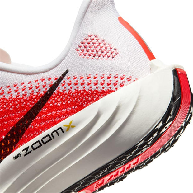 White/Crimson - Nike - Pegasus Plus Trainers Mens