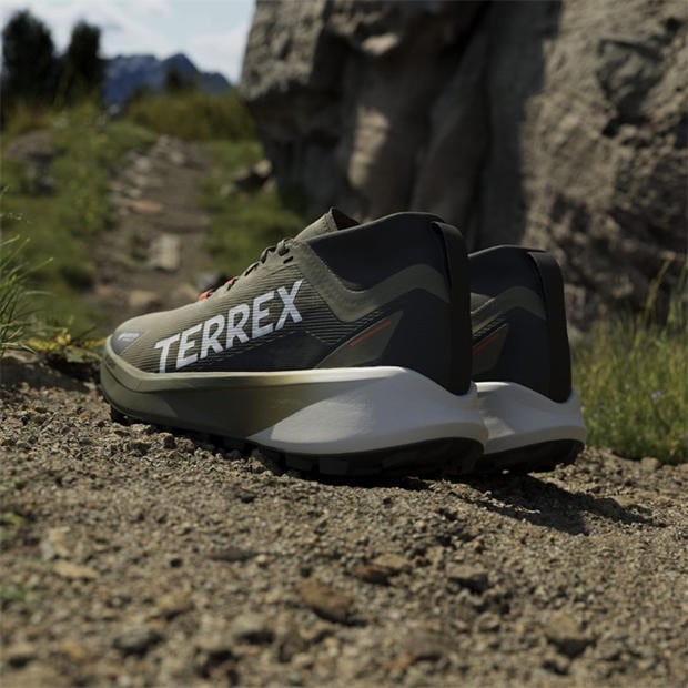 OLISTR/FTWWHT/S - adidas - Adidas TERREX AGRAVI Sn52
