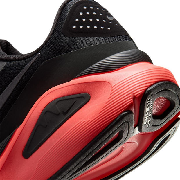 Black/Crimson - Nike - Structure 26 Trainers Mens