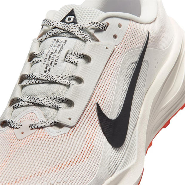 White/Black - Nike - Women's Trail Running Shoes