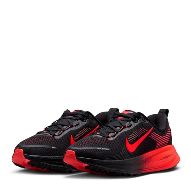 Black/Crimson - Nike - Vomero 18 Trainers Juniors