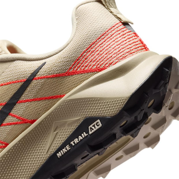 Linen/Tough Red - Nike - Wildhorse Trail Running Shoes