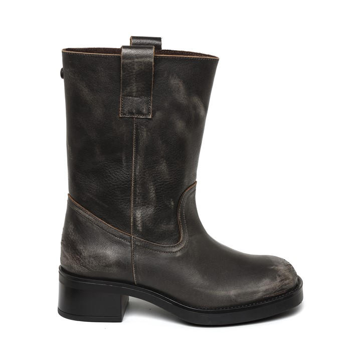 Steve Madden Women's Black Madden Benedict Size 6