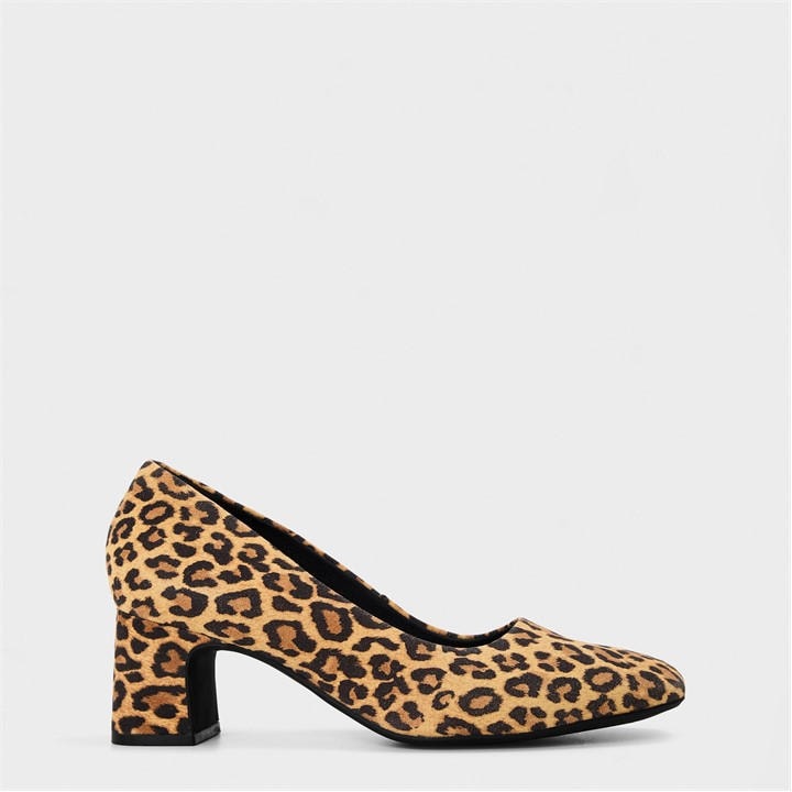 Clarks Women's Black Fernie Block Heel Court Shoes in Size 6, Sports Direct