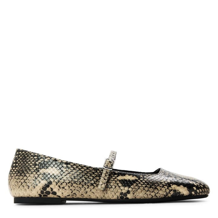 Steve Madden Women's Beige Ezri Ballet Pumps in Size 8, Sports Direct