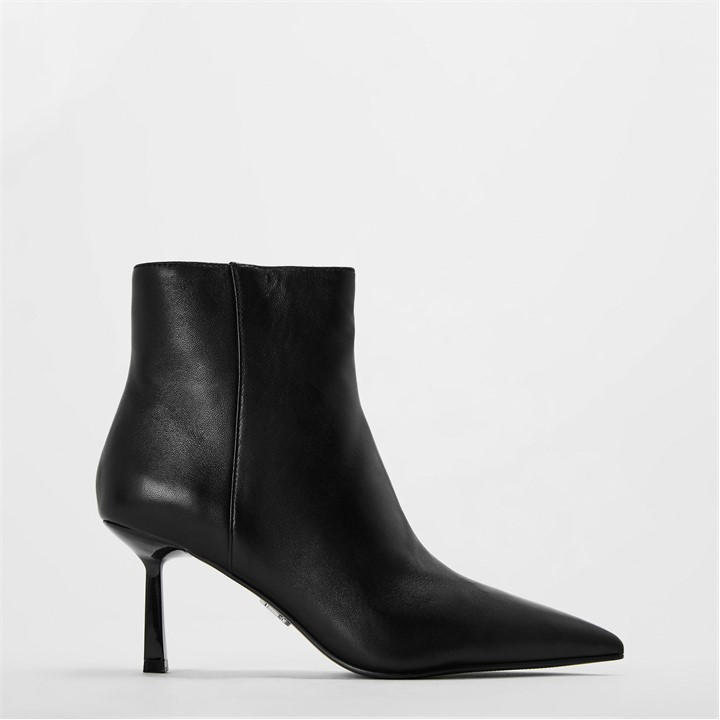 Steve Madden Women's Black Sabine Ankle Heeled Boots in Size 8, Sports Direct