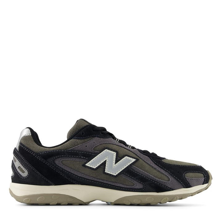 New Balance Women's Black 204L Shoes