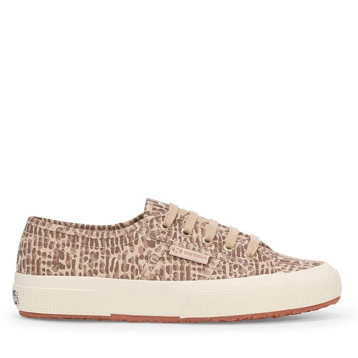 Superga Women's Beige Canvas Low Trainers in Size 5, Sports Direct