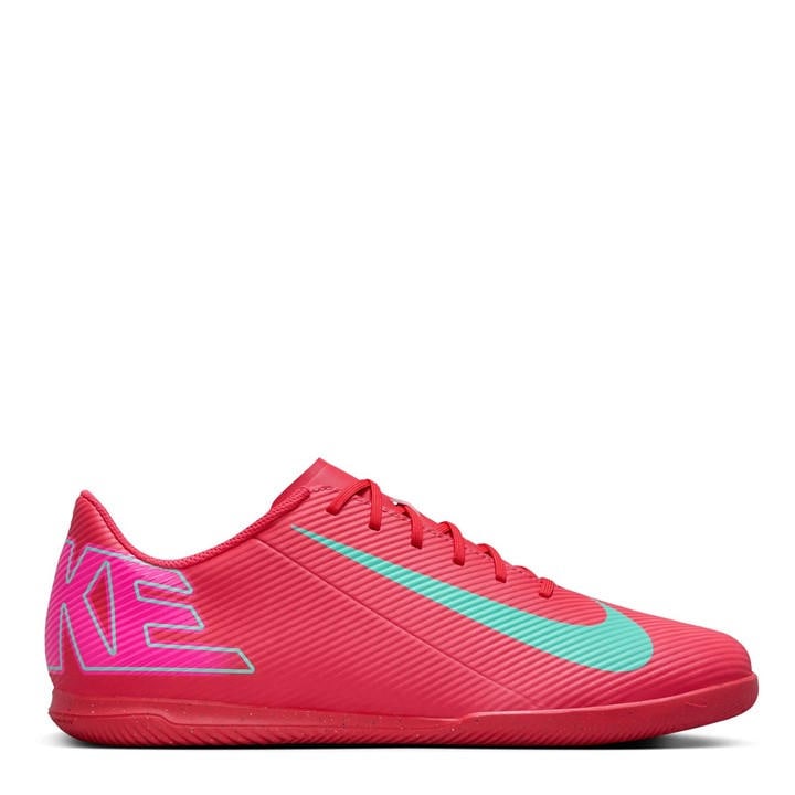 Nike Men's Red Mercurial Vapor 16  Club Indoor Football Boots in Size 7, Sports Direct