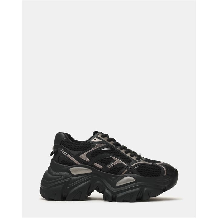Steve Madden Women's Black Madden Raftus Traine in Size 9, Sports Direct