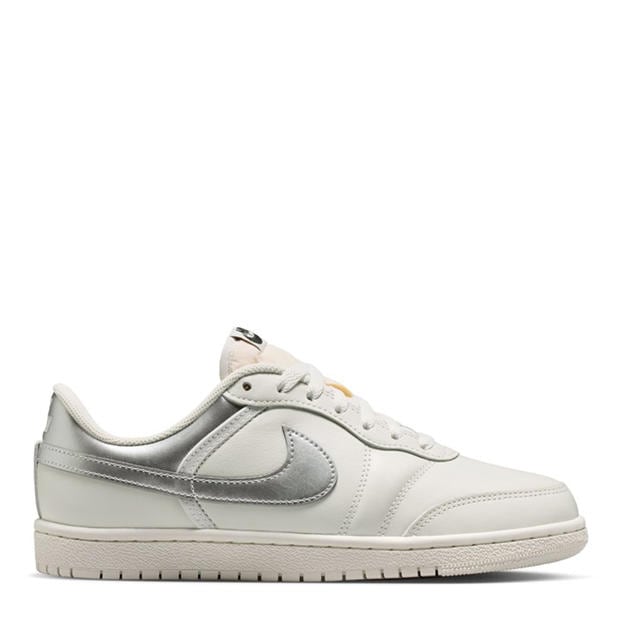 White/Silver - Air Jordan - Women's Low-Top Trainers