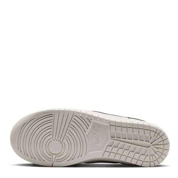 White/Silver - Air Jordan - Women's Low-Top Trainers
